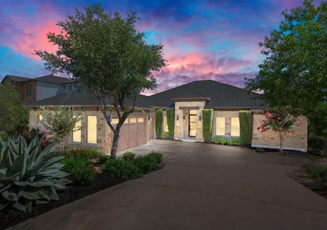 Photo 2 of Single family home for sale at 1110 Crestone Strm Dr, Austin, TX 78738 | MLS# 6315862 | Listing updated on 2026-07-22