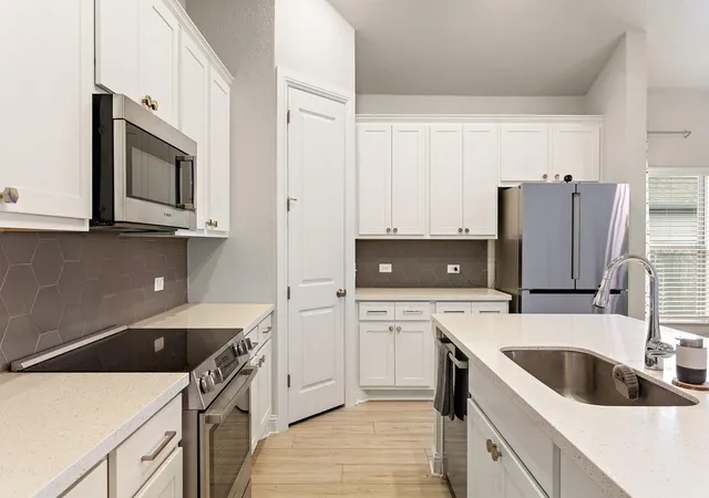 Photo 4 of Single family home for sale at 16525 Summery St, Manor, TX 78653 | MLS# 9227627 | Listing updated on 2026-10-03