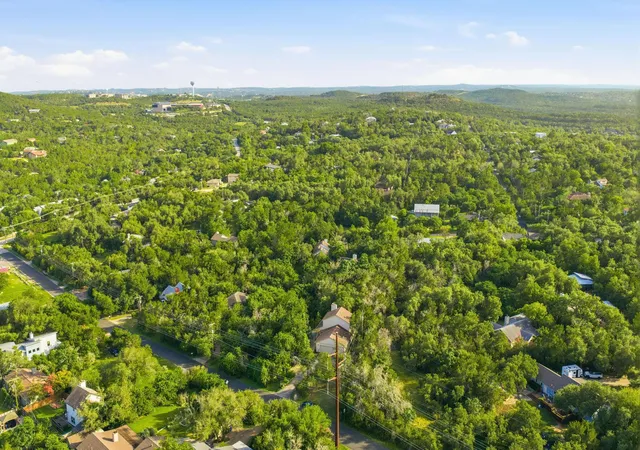 40th image of 802 El Viejo Camino, Austin, TX 78733 | MLS# 4788551