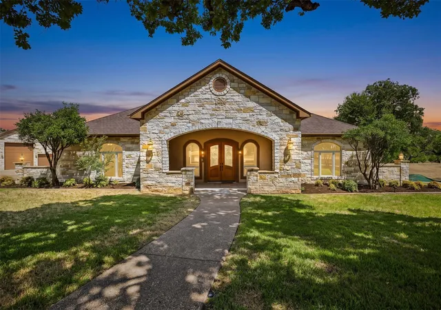 Single family home for sale at 101 Flint Rock Trl, Spicewood, TX 78669 | MLS# 9315095