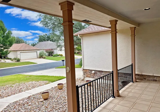 Photo 3 of Single family home for sale at 122 Nolan Dr, Georgetown, TX 78633 | MLS# 4521295 | Listing updated on 2026-08-02