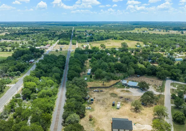 5th image of 80 Packard Dr, Dale, TX 78616 | MLS# 1189307