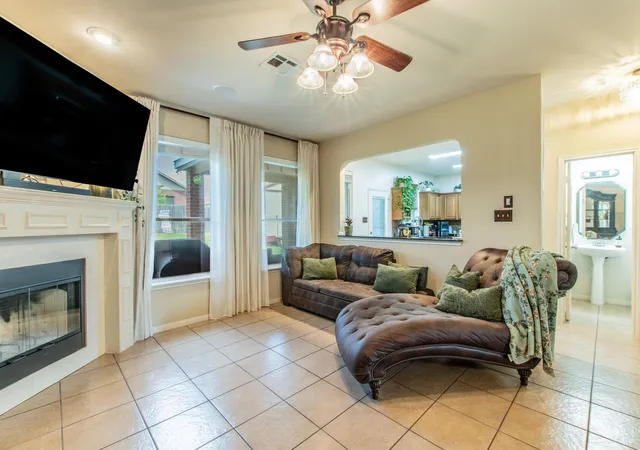3rd image of 6106 Bridgewood Dr, Killeen, TX 76549 | MLS# 5098587