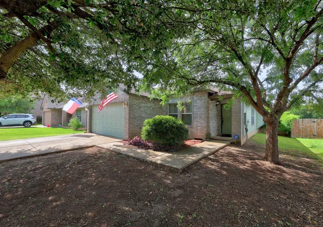 2nd image of 1621 Apollo Cir, Round Rock, TX 78664 | MLS# 4711973