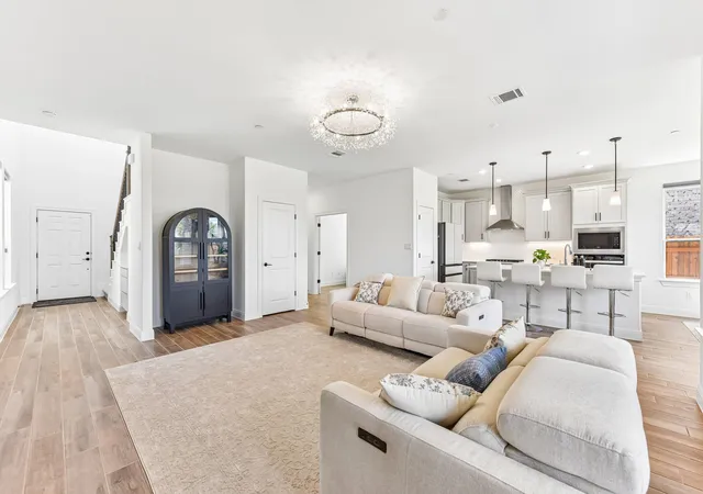 Photo 4 of Single family home for sale at 17307 Hattie Trce, Austin, TX 78738 | MLS# 5380822 | Listing updated on 2026-09-16
