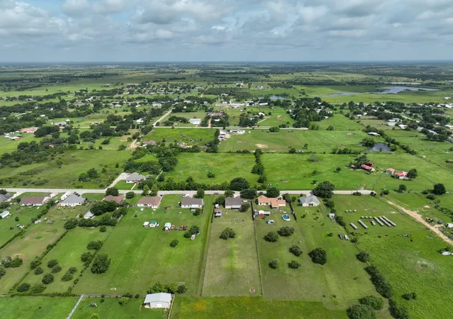 Homes for sale in Sealy, TX | 5942 Wild Flower Rd, Sealy, TX 77474 | MLS# 4530898