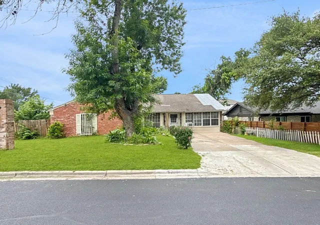 Photo 1 of Single family home for sale at 5205 Stone Gate Dr, Austin, TX 78721 | MLS# 6539228 | Listing updated on 2026-08-24