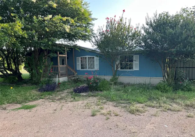 2nd image of 709 N 5th St, Jarrell, TX 76537 | MLS# 7818473
