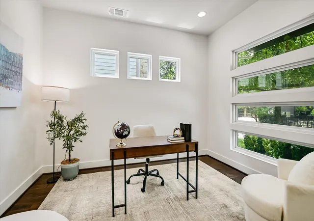 Photo 2 of Sale Pending at 2807 Del Curto Rd #J, Austin, TX 78704 | MLS# 8793447 | Listing updated on 2026-08-13