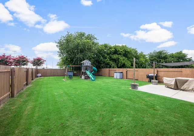 Photo 3 of Single family home for sale at 1140 Kimblewick Dr, Georgetown, TX 78626 | MLS# 2336844 | Listing updated on 2026-09-18