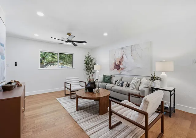 Photo 4 of Single family home for sale at 2004 Teakwood Dr, Austin, TX 78757 | MLS# 3932177 | Listing updated on 2026-10-08
