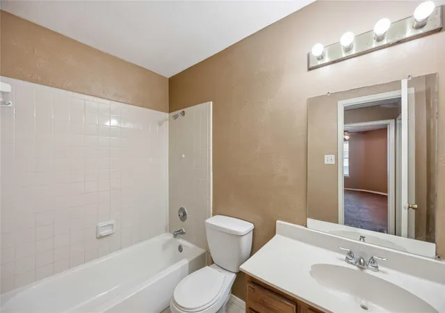 Photo 3 of Condo for sale at 9797 Leawood Blvd #1202, Houston, TX 77099 | MLS# 6529322 | Listing updated on 2026-08-20