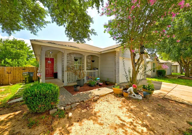 Photo 3 of Single family home for sale at 15001 Arizona Oak Ln, Austin, TX 78724 | MLS# 8178573 | Listing updated on 2026-09-02