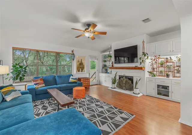 Photo 1 of Sale Pending at 1218 Highland Dr, Cedar Park, TX 78613 | MLS# 2326790 | Listing updated on 2026-10-01