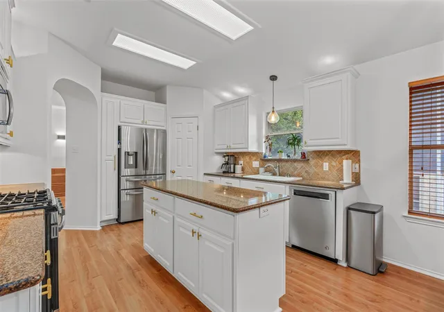 4th image of 1218 Highland Dr, Cedar Park, TX 78613 | MLS# 2326790