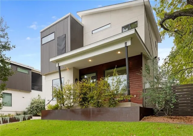 Photo 1 of Single family home for sale at 1708 E M Franklin Ave #A, Austin, TX 78721 | MLS# 7980132 | Listing updated on 2026-06-27