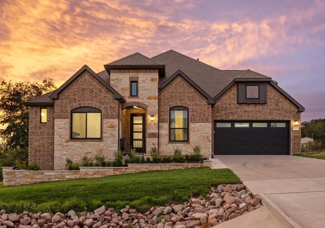 Homes for sale in Spicewood, TX | 4518 Diamante Dr, Spicewood, TX 78669 | MLS# 8920545