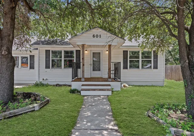 1st image of 601 Zunker St, San Marcos, TX 78666 | MLS# 3913111