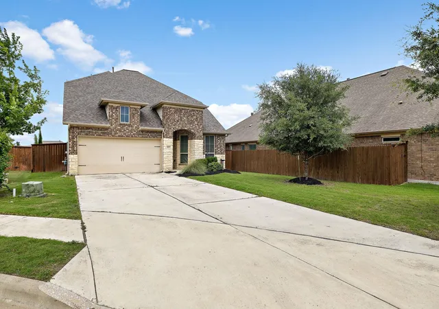 Photo 2 of Single family home for sale at 212 Estima Ct, Liberty Hill, TX 78642 | MLS# 4263674 | Listing updated on 2026-08-05