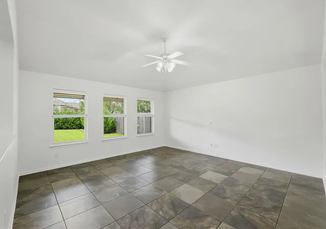 5th image of 212 Tulip Trail Bnd, Cedar Park, TX 78613 | MLS# 8723855