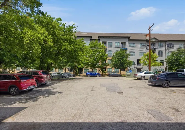 image of 2801 Hemphill Park, Austin, TX 78705
