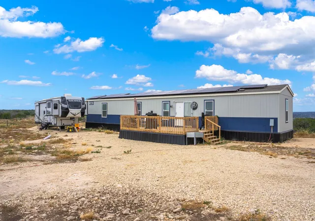 3rd image of 13812 High Lonesome Rd, Del Rio, TX 78840 | MLS# 6621871