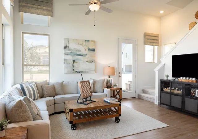 Photo 3 of Sale Pending at 8113 Leroi Dr, Austin, TX 78744 | MLS# 6084053 | Listing updated on 2026-07-15