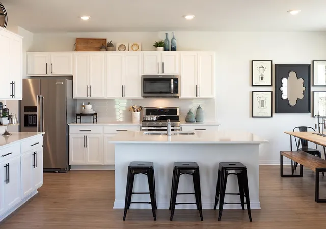 Listing Photo 4 - Condo for sale in building located at 8113 Leroi Dr, Austin, TX 78744