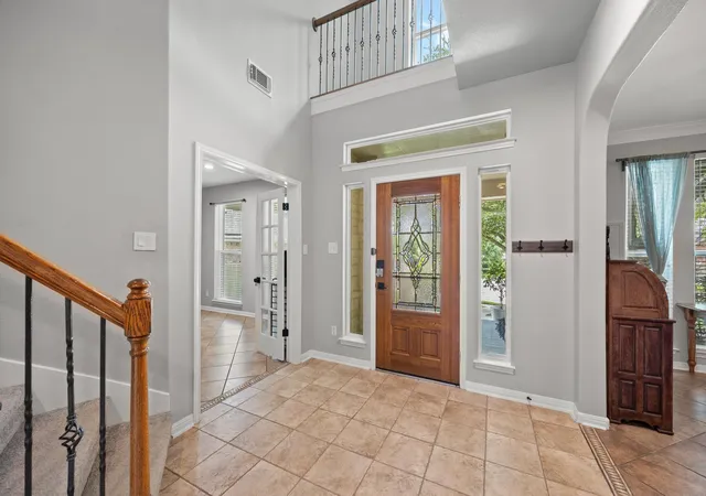 Photo 3 of Single family home for sale at 3502 Hidden Oaks Cv, Round Rock, TX 78681 | MLS# 2742854 | Listing updated on 2026-08-14