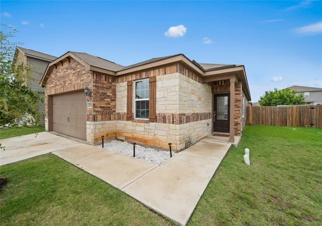 Homes for sale in Liberty Hill, TX | 206 Star Spangled Dr, Liberty Hill, TX 78642 | MLS# 2405559