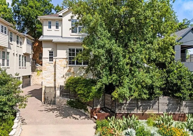 Photo 3 of Condo for sale at 1609 Hartford Rd #A, Austin, TX 78703 | MLS# 7567852 | Listing updated on 2026-09-14
