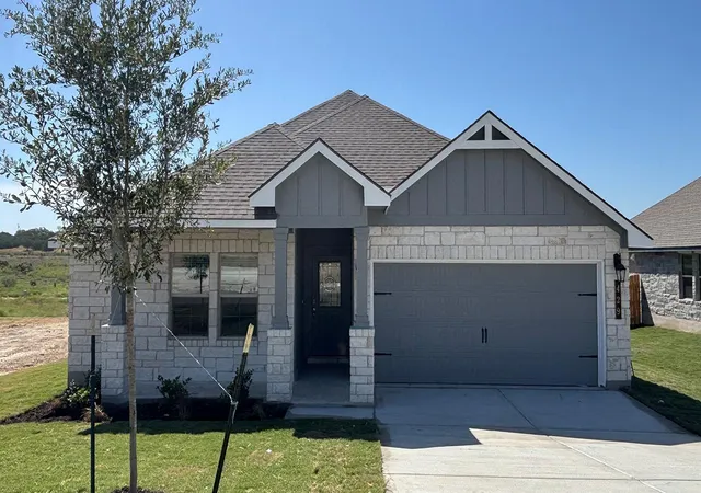 Photo 1 of Single family home for sale at 429 Creekfall Rd, Burnet, TX 78611 | MLS# 4919272 | Listing updated on 2026-10-02