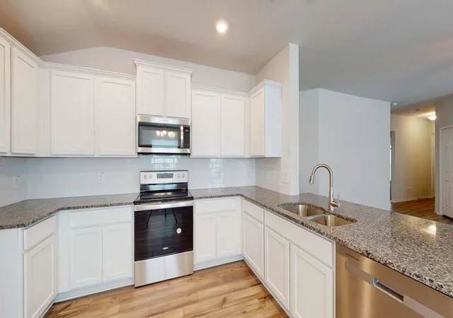 4th image of 421 Creekfall Rd, Burnet, TX 78611 | MLS# 5482575