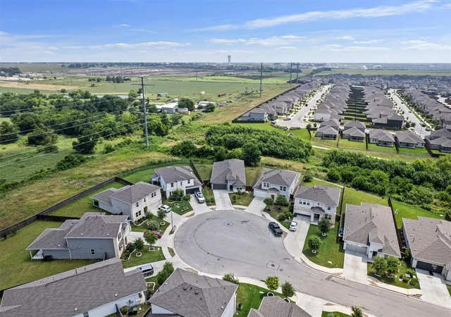 4th image of 104 Stinchcomb Rd, Hutto, TX 78634 | MLS# 4558596