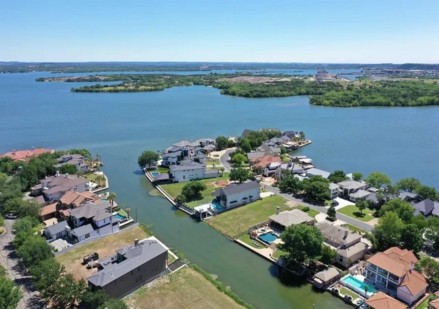 Photo 3 of Land for sale at Lot W29034 Wennmohs Pl, Horseshoe Bay, TX 78657 | MLS# 8430500 | Listing updated on 2026-06-28