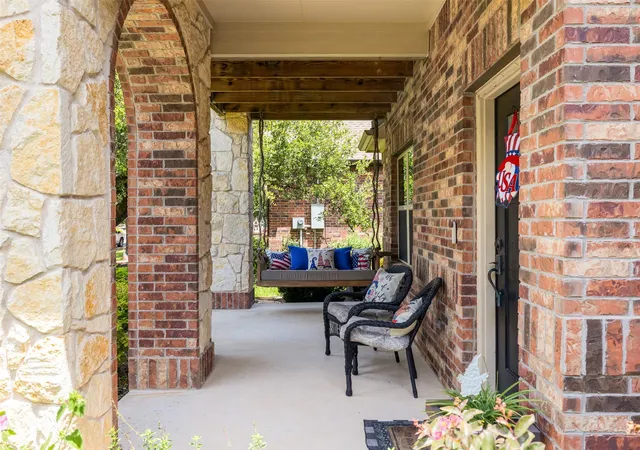 Photo 3 of Single family home for sale at 201 Sycamore St, Georgetown, TX 78633 | MLS# 9411282 | Listing updated on 2026-09-04