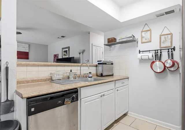 5th image of 409/411 Lake Creek Cir, Round Rock, TX 78664 | MLS# 8127507