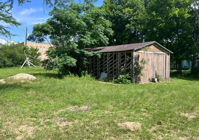 5th image of 241 N Lucy St, Bartlett, TX 76511 | MLS# 1782613