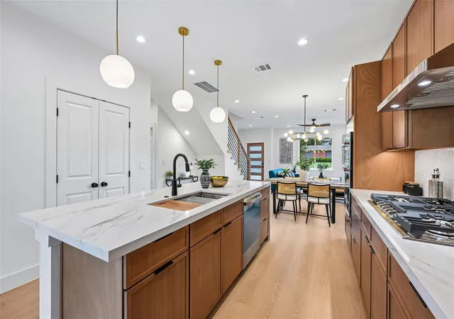 Photo 3 of Single family home for sale at 513 W Odell St #A, Austin, TX 78752 | MLS# 8756171 | Listing updated on 2026-09-27