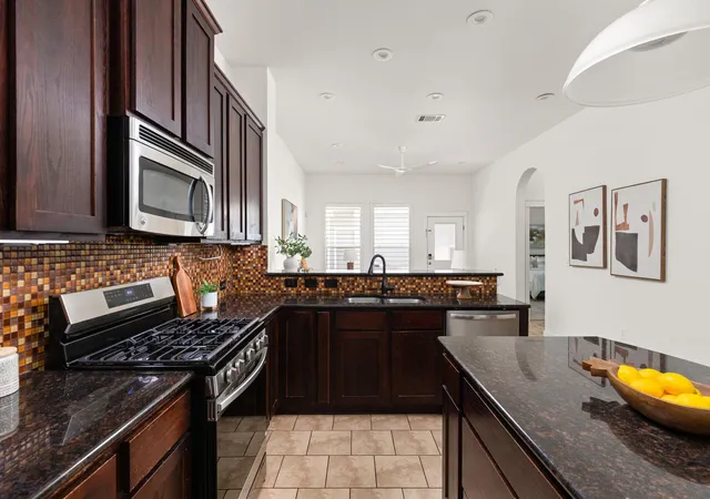 5th image of 3909 Sahm St, Austin, TX 78723 | MLS# 8093822
