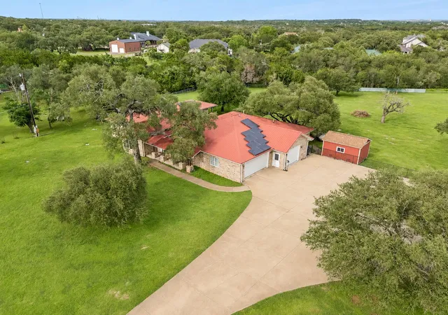 Photo 4 of Single family home for sale at 331 Mourning Dove Ln, Buda, TX 78610 | MLS# 2975811 | Listing updated on 2026-07-15