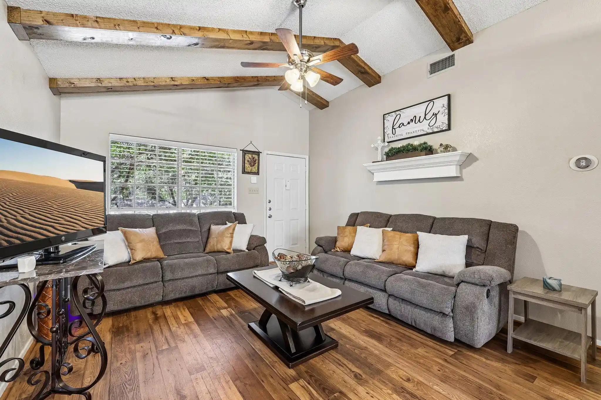 Listing Photo 2 - Condo for sale in 1015 Yager Ln located at 1015 Yager Ln, Austin, TX 78753 - Unit #184