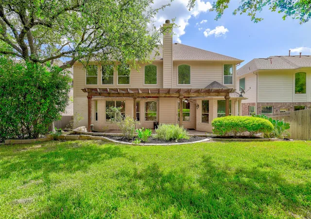 35th image of 12517 Capitol Saddlery Trl, Austin, TX 78732 | MLS# 1893380