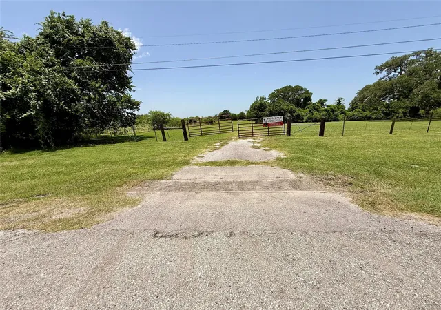 Homes for sale in Lockhart, TX | 1629 Pecos St, Lockhart, TX 78644 | MLS# 3133763