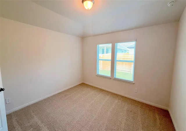 Photo 3 of Single family home for sale at 125 Woodbrook Dr, Georgetown, TX 78626 | MLS# 5623484 | Listing updated on 2026-10-15