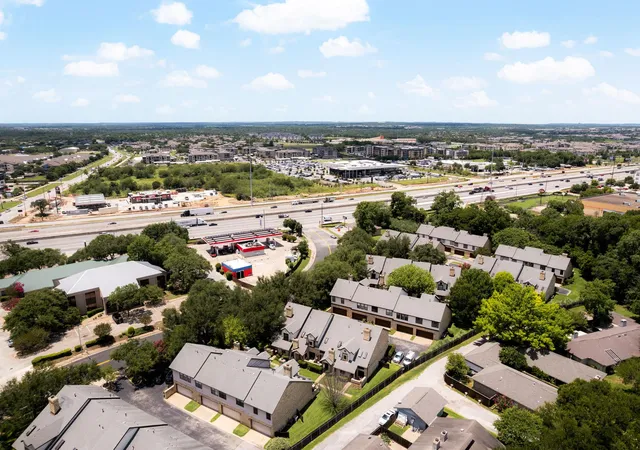2nd image of 10819 Crown Colony Dr, Austin, TX 78747