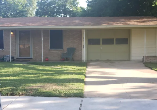 Photo 1 of Single family home for sale at 203 W Odell St, Austin, TX 78752 | MLS# 1824775 | Listing updated on 2026-07-07