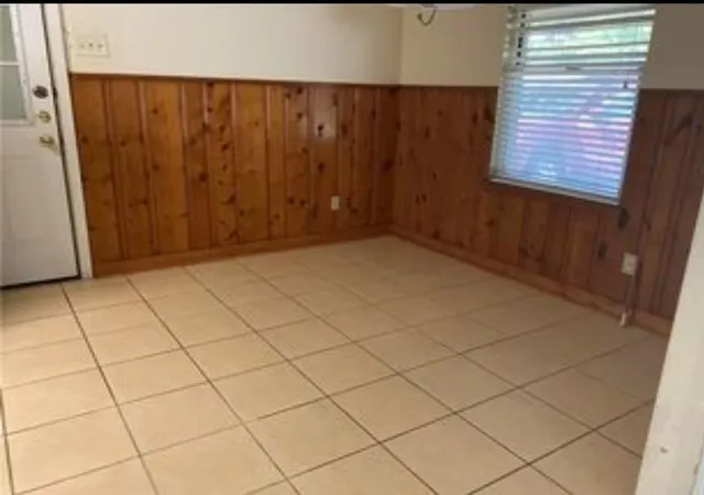 Photo 3 of Single family home for sale at 203 W Odell St, Austin, TX 78752 | MLS# 1824775 | Listing updated on 2026-07-07