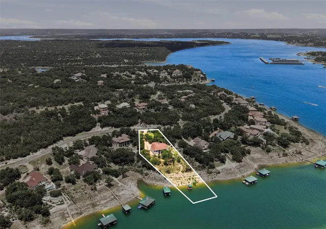 Photo 2 of Single family home for sale at 1307 Osprey Ridge Loop, Lago Vista, TX 78645 | MLS# 2584680 | Listing updated on 2026-08-31
