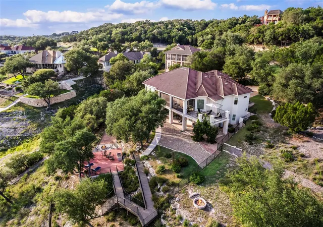 Photo 3 of Single family home for sale at 1307 Osprey Ridge Loop, Lago Vista, TX 78645 | MLS# 2584680 | Listing updated on 2026-08-31